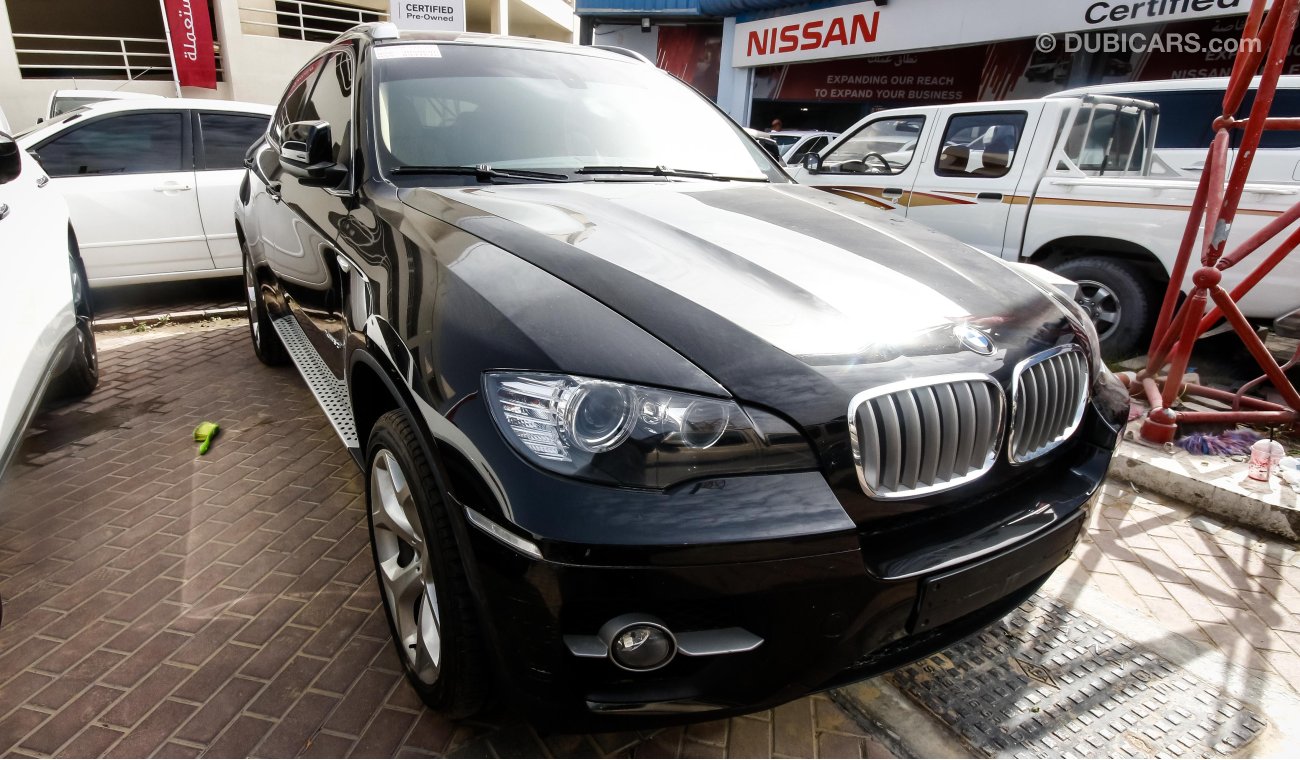 بي أم دبليو X6 XDrive 50i