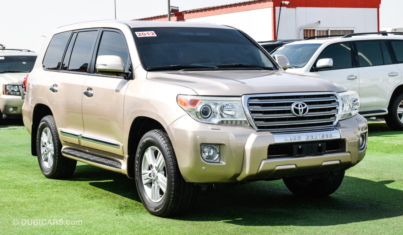 Toyota Land Cruiser VXR V8