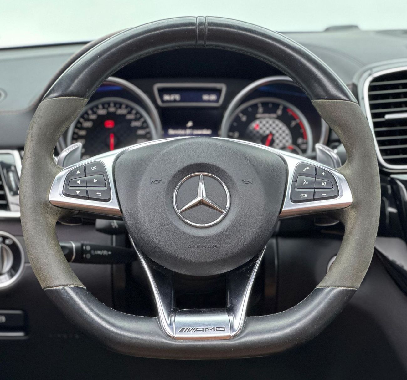 Mercedes-Benz GLE 43 AMG Coupe 3.0L 2018 Mercedes Benz GLE 43 AMG, Warranty, Full Service History, Excellent Condition, GCC