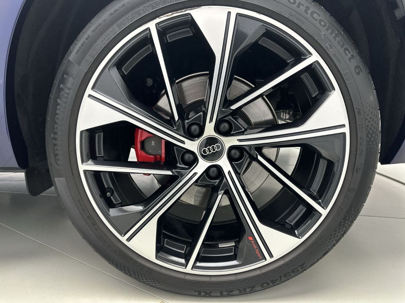 Audi Q5 45 TFSI Quattro S Line 2.0L (252 HP) Q5 Sportback S line 45 TFSI quattro 249hp (Ref# 52173) - EXCLUS