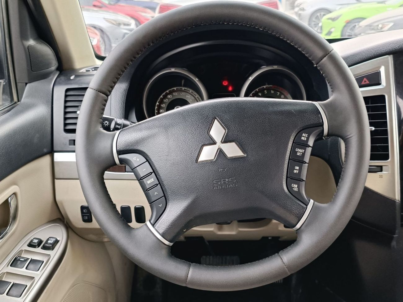 Mitsubishi Pajero GLS / 3.5 4WD V6 / LEATHER /LOT# 16714