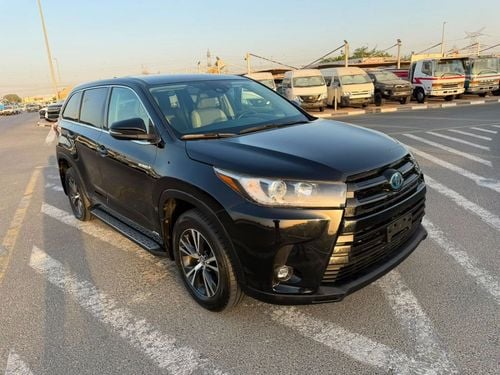 Toyota Highlander LE (NON GCC) 2017 Toyota Highlander Hybrid  -3.5L V6-AWD 4x4 - Leather seat-Rear Camera -