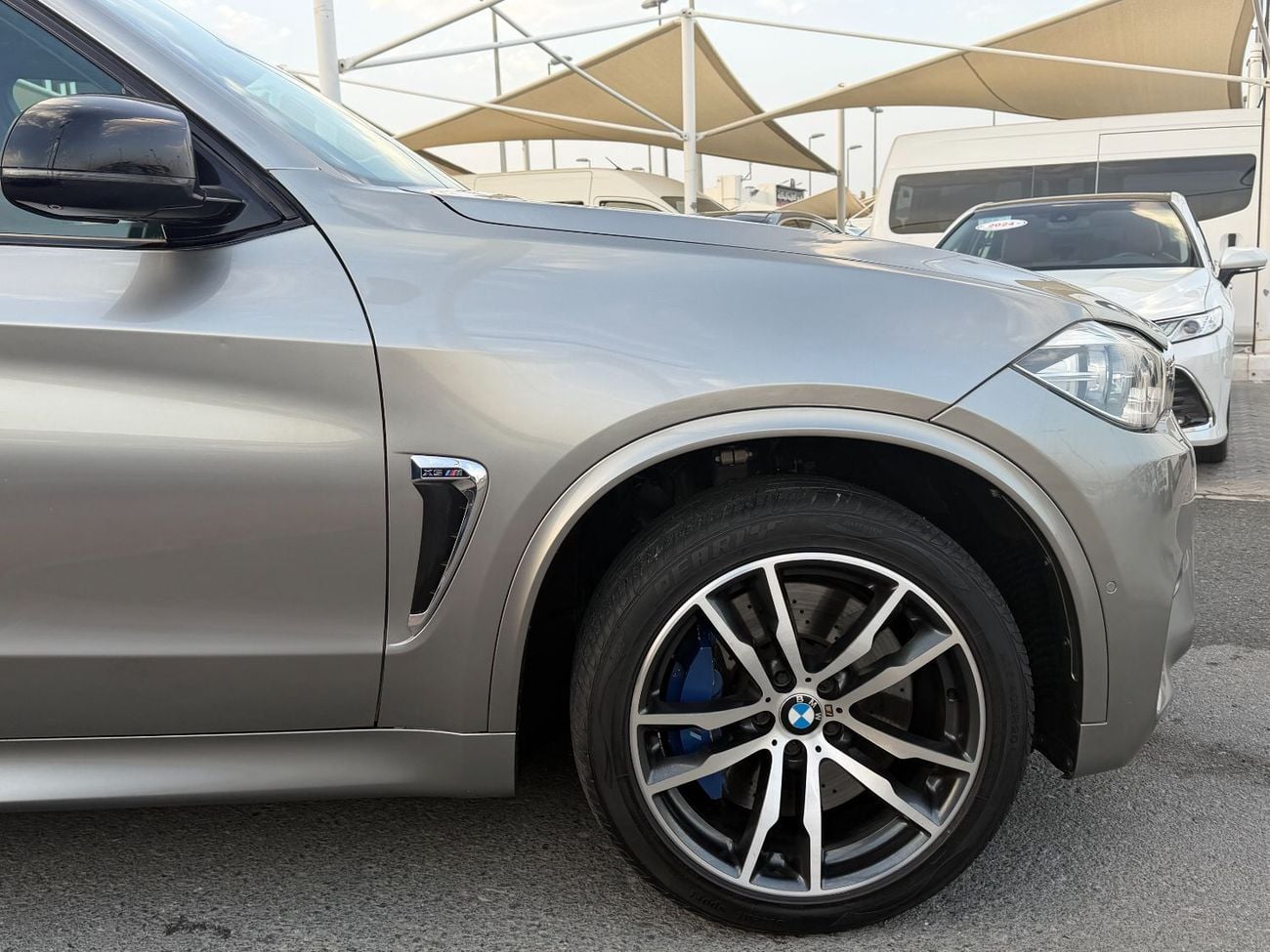 BMW X5 50i Luxury M Sport 4.4L