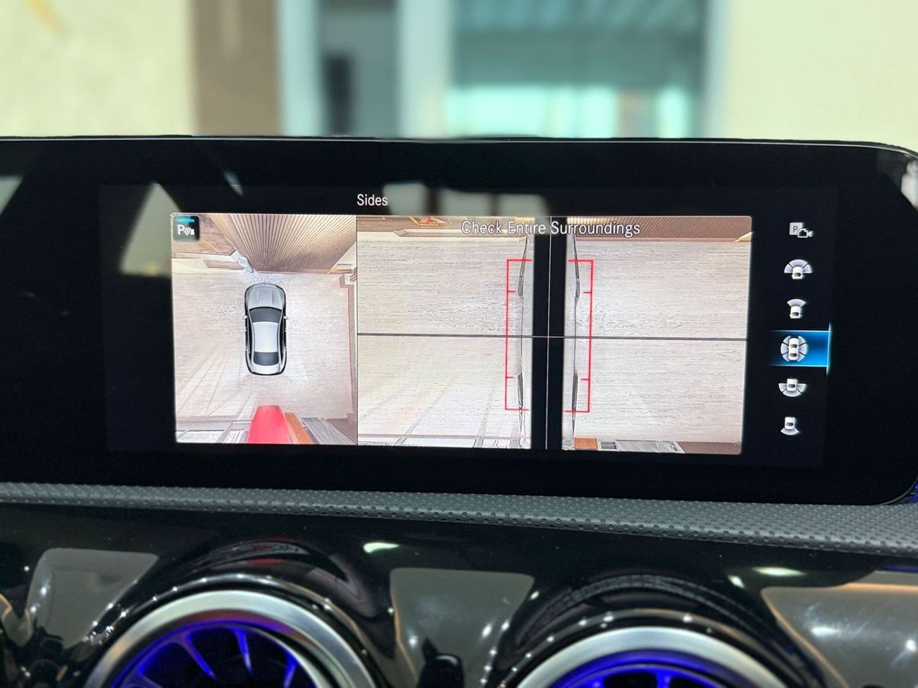 Mercedes-Benz CLA 250 Std 2.0L (221 HP) MERCEDES CLA250 AMG II 2023 II FULL LOADED