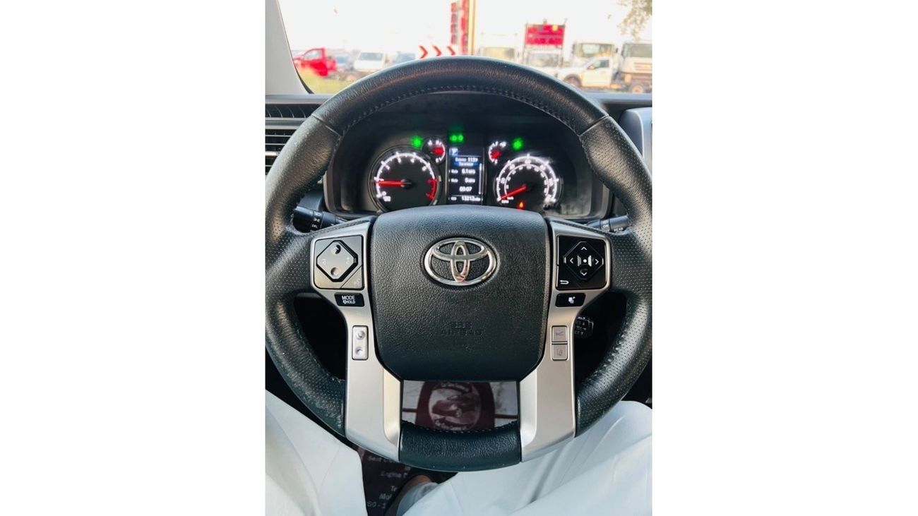 تويوتا Runner4 2022 TOYOTA 4RUNNER 4x4 drive full option