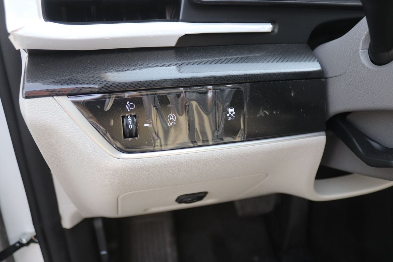 Kia Sportage 1.5L, ALLOY WHEELS, ELECTRIC SEAT, PANORAMIC ROOF. ELECTRIC BACK DOOR, MODEL 2025