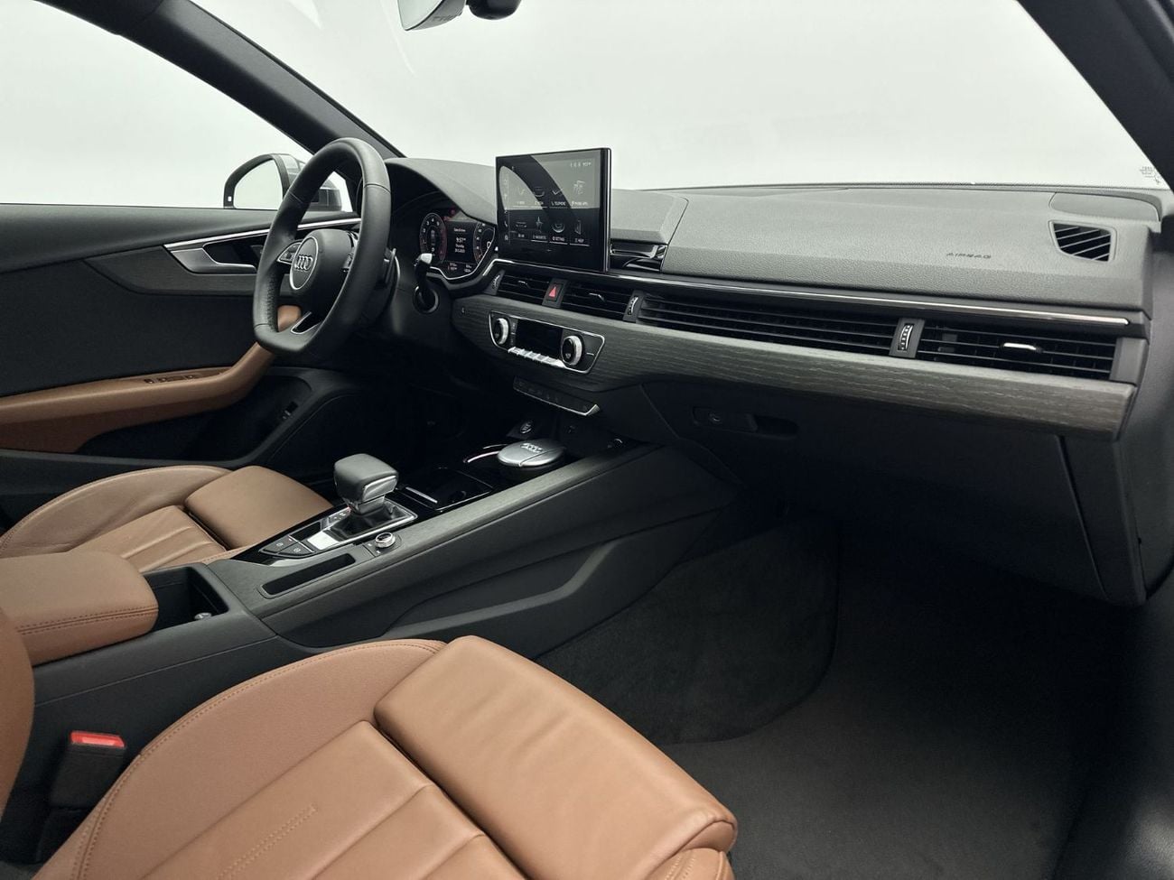 Audi A4 35 TFSI S Line 2.0L 150hp (Ref# 016457)