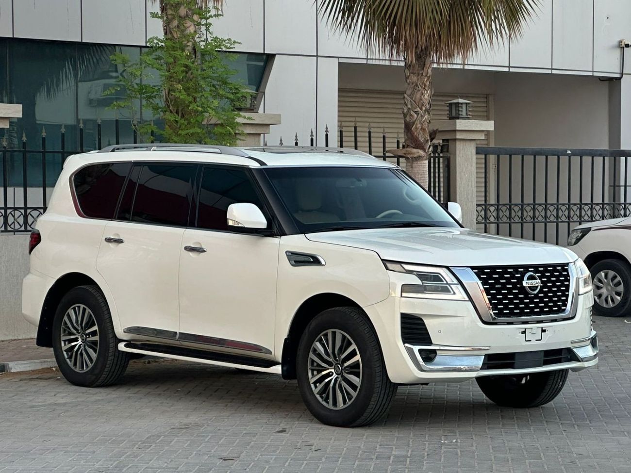 Nissan Patrol SE T1 نيسان باترول SE GCC محول من 2014 ال2022