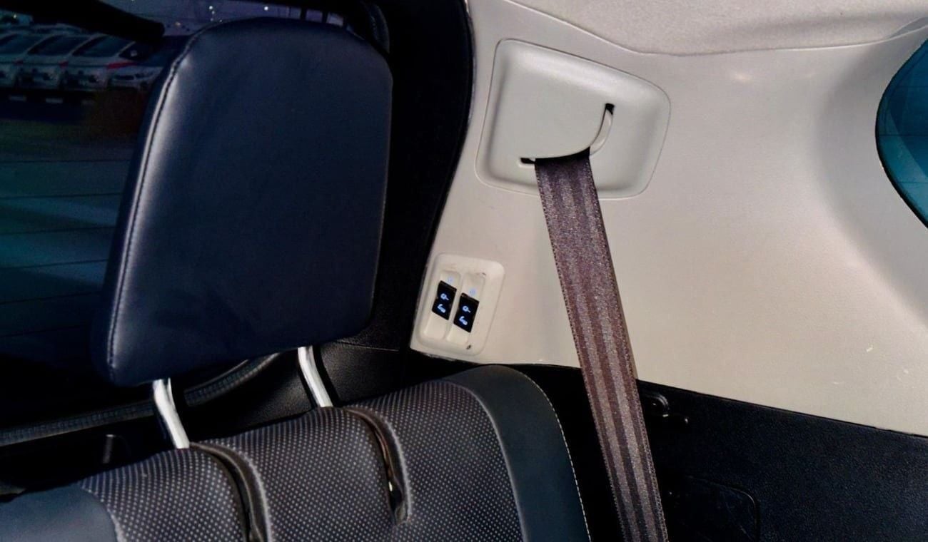 تويوتا برادو LIMGENE BODY KIT | SUNROOF | 2017 | RHD | 2.8L DIESEL | AT | PREMIUM CONDITION