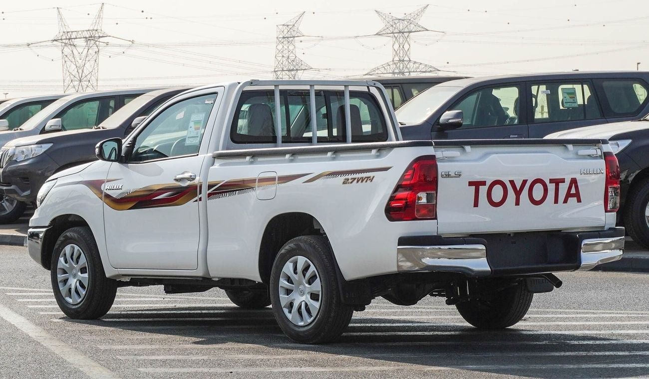Toyota Hilux 2.7L  M/T 2WD