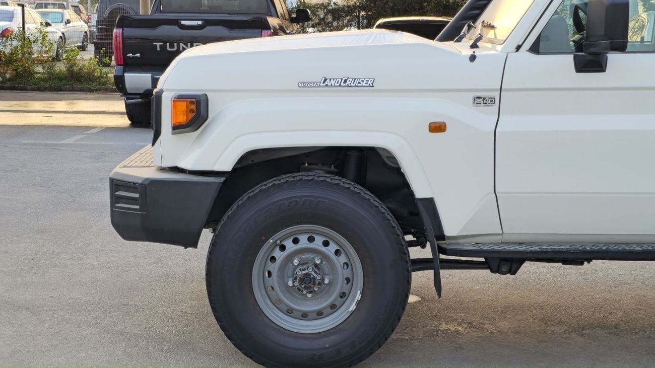 Toyota Land Cruiser 70 Toyota Land Cruiser 70 LC 78 | 2.8L| V4 | T/Diesel | MT | 2026