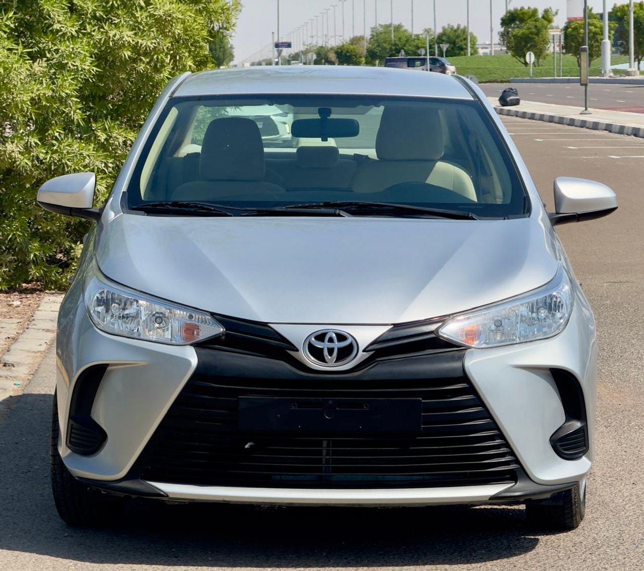 تويوتا يارس TOYOTA YARIS 2021 1.5L GCC (599/-MONTHLY)