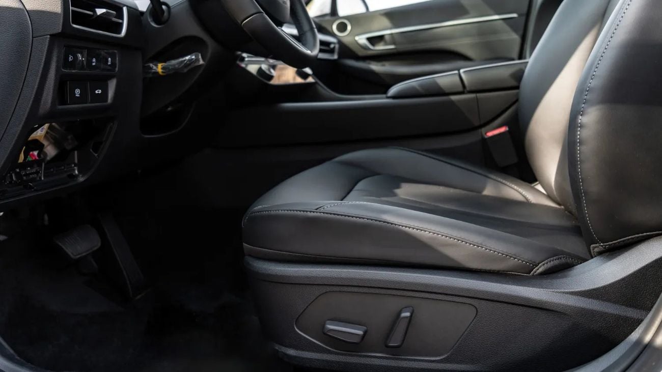 هيونداي سوناتا 2025 | HYUNDAI SONATA 1.5T PRO - PANORAMIC SUNROOF [ EXPORT ONLY ]