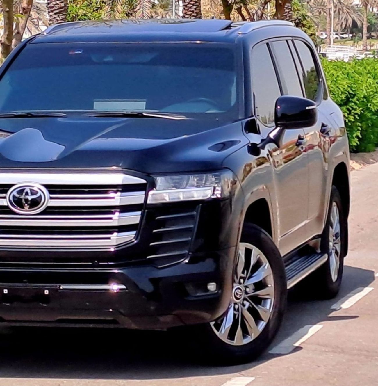 تويوتا لاند كروزر GXR 4.0L 2022 4.0L GCC (3580/-MONTHLY)