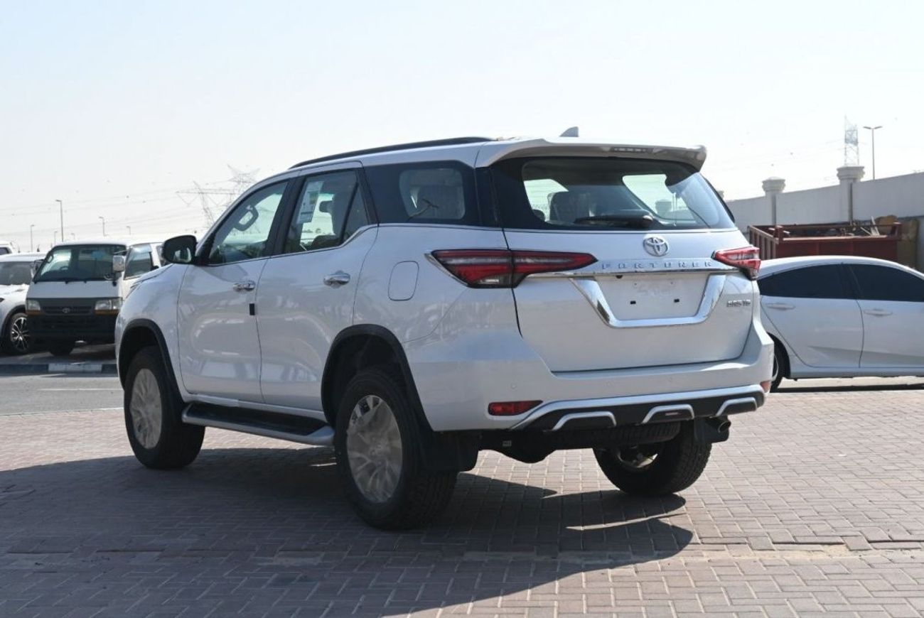 Toyota Fortuner 2023 : TOYOTA FORTUNER 4.0L SR5 V6