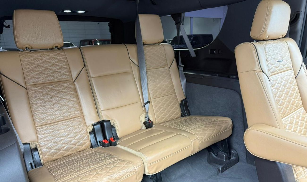 كاديلاك إسكالاد 2022 Cadillac Escalade ESV Platinum, Oct/2026 Cadillac Warranty, Oct/2027 Cadillac Service Contract,