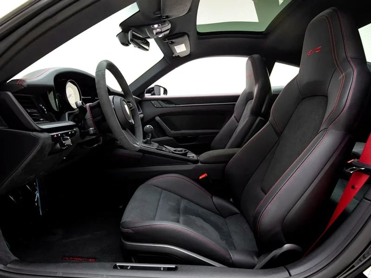 بورش 911 Carrera GTS 3.0L (475 HP) Coupe