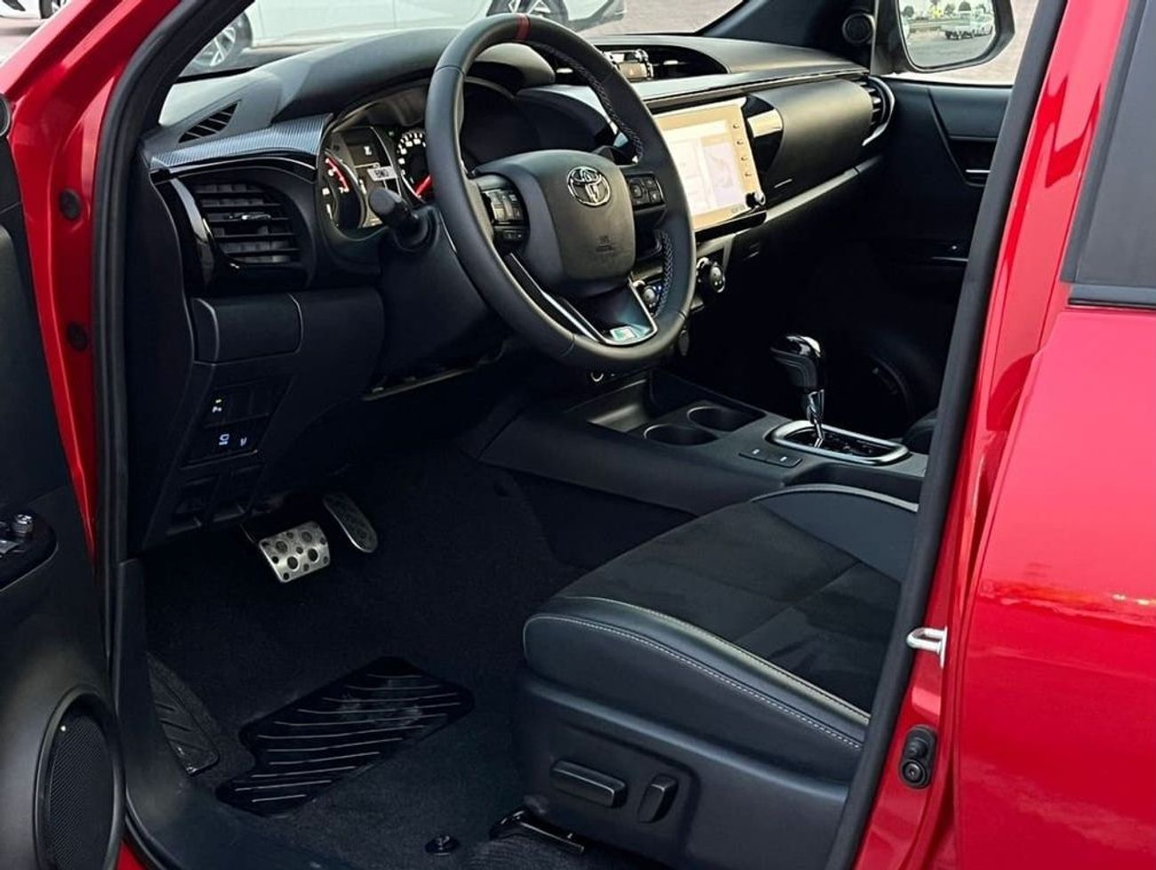 Toyota Hilux toyota hilux GR sport 2025 4.0 petrol v6