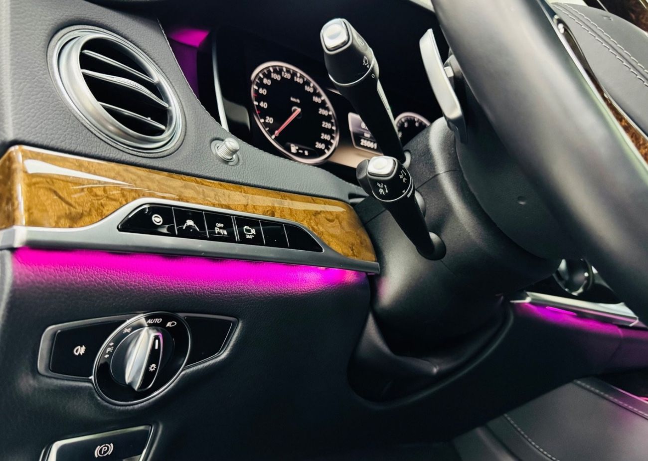 Mercedes-Benz S 500 AMG GCC .. FSH .. 25000 Km Only .. Original paint .. Brand New condition