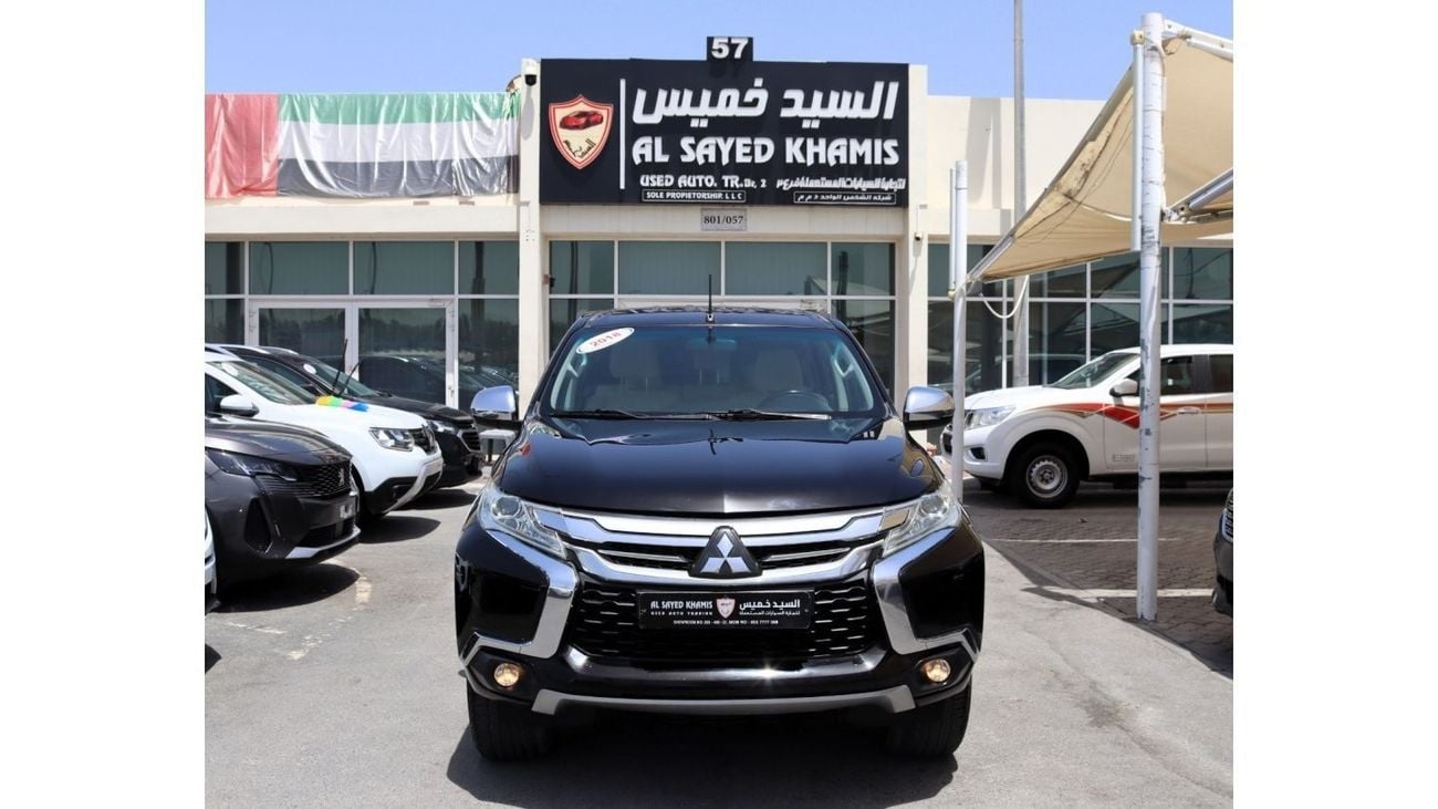 Mitsubishi Montero GLX ACCIDENTS FREE - GCC - ENGINE 3000 CC - PERFECT CONDITION INSIDE OUT