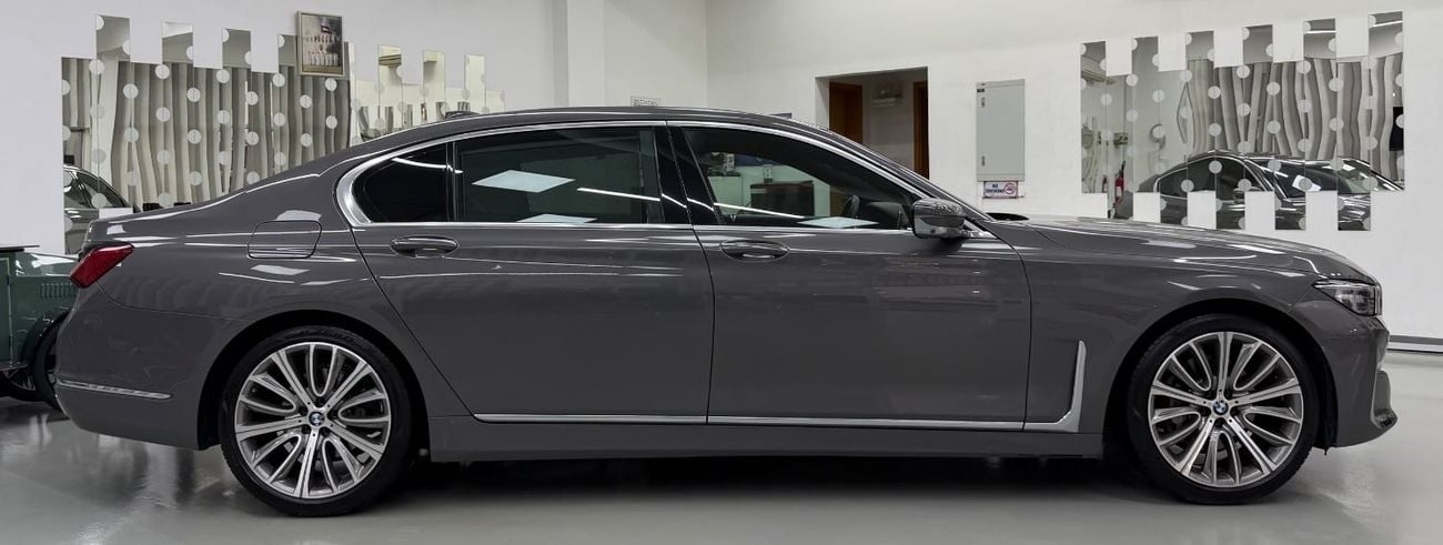 BMW 730Li Exclusive 2.0L
