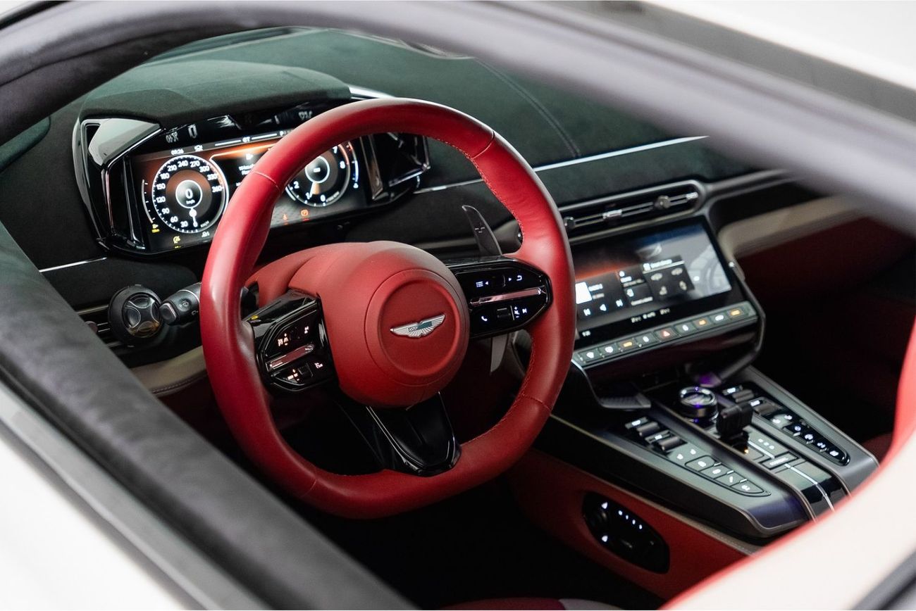 Aston Martin Vanquish Standard
