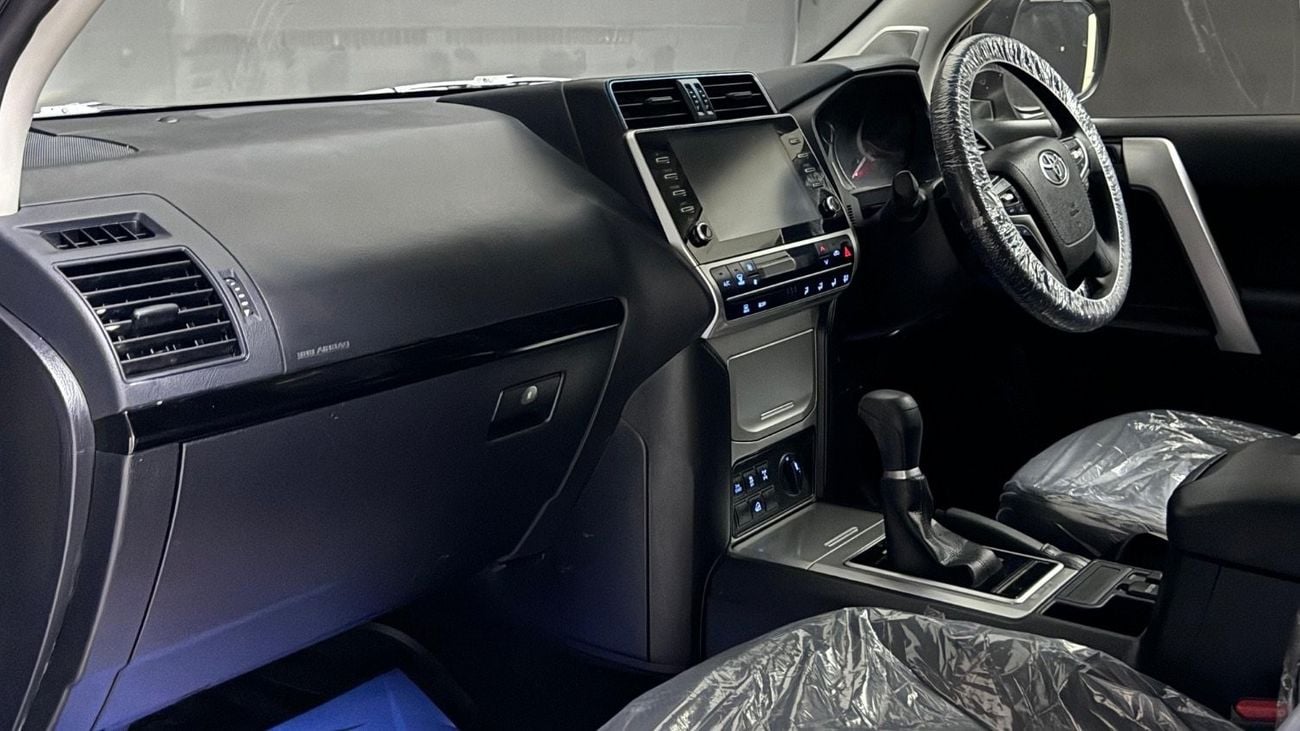 تويوتا برادو Toyota prado 2022 grey full options RHD