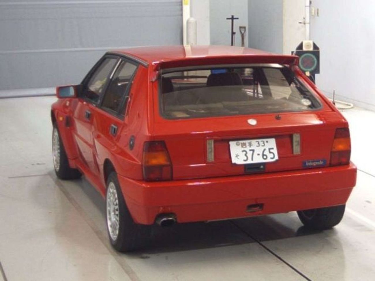 Lancia Delta Available in Japan