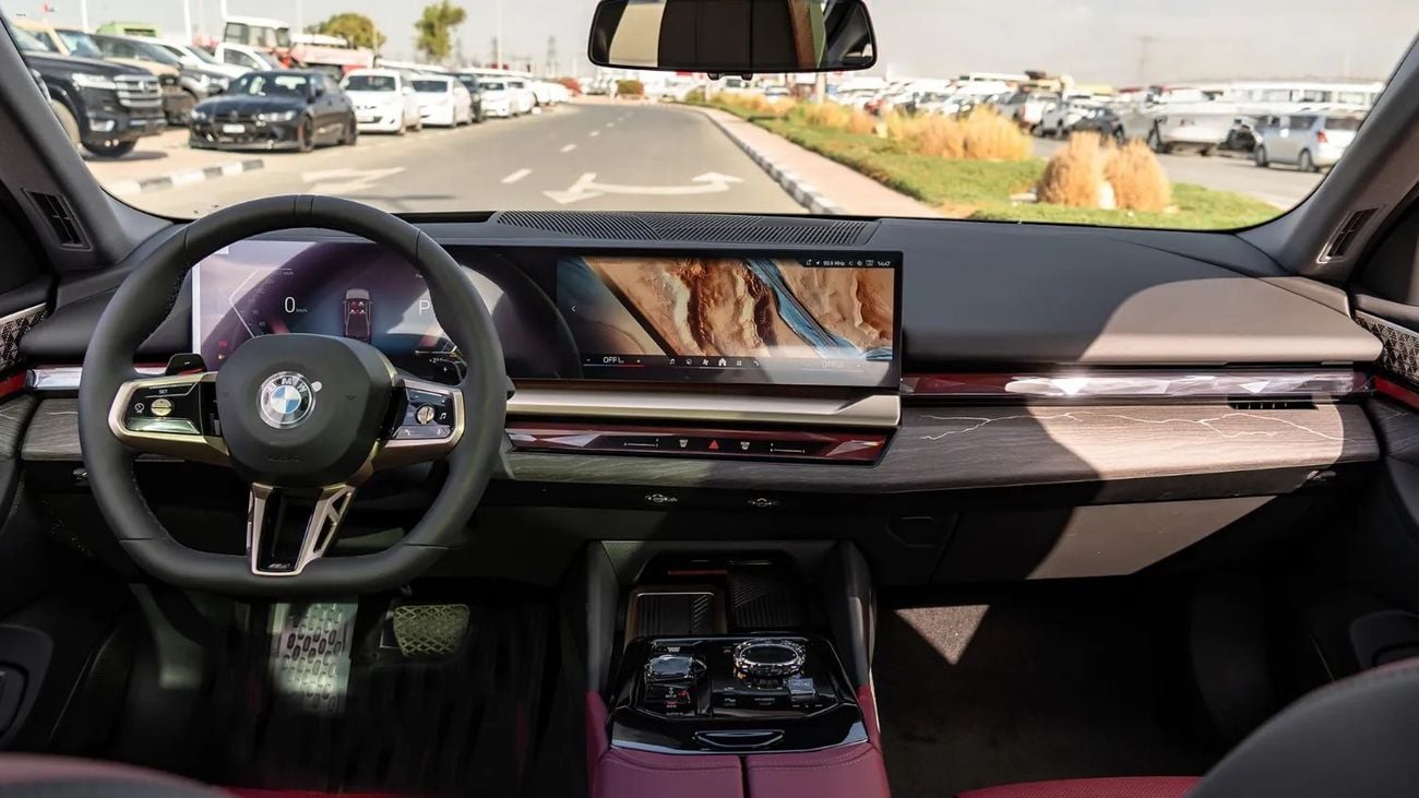 بي أم دبليو 530Li 2026 | BMW 5 SERIES 530LI PREMIUM EDITION M SPORT PACKAGE [ EXPORT ONLY ]