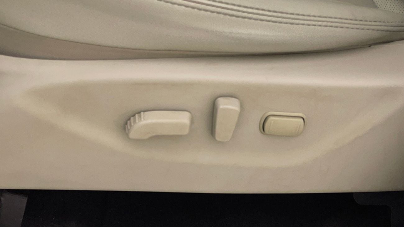 نيسان إكستيرا PLATINUM 2.5 | بدون دفعة مقدمة | اختبار القيادة في المنزل