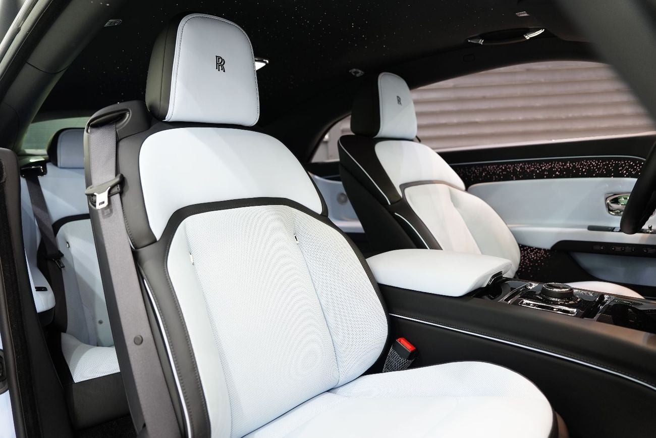 Rolls Royce Spectre STD , Bespoke Audio, Illuminated Grille, Starlight, Dealer Warrr + Serv!!