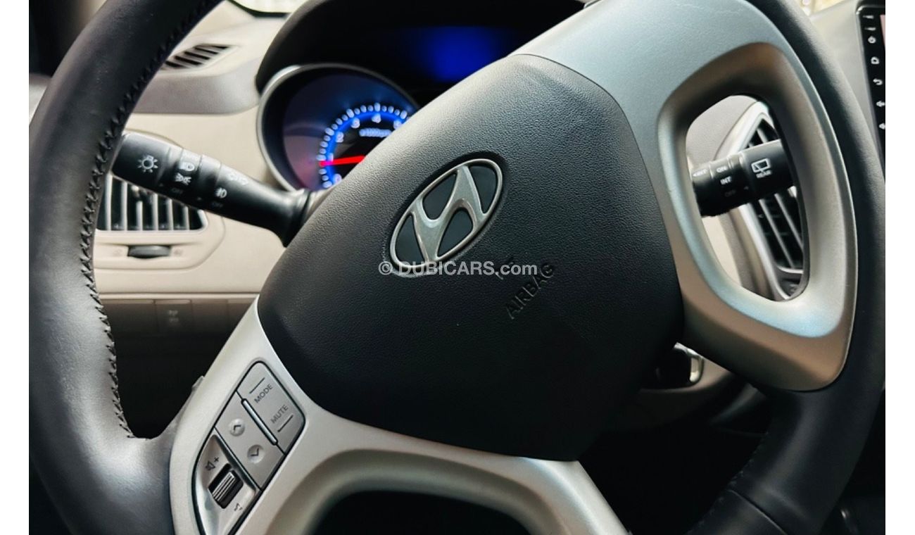 هيونداي توسون GCC .. Good condition .. 4Cyl .. GL .. 2,0 L