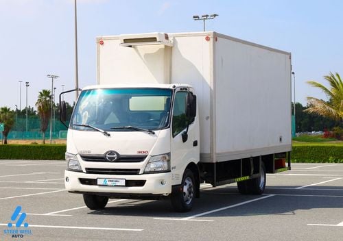 هينو 300 2019 Series 916 Chiller Box 4.0L Diesel M/T RWD - GCC Specs - Low Mileage - Ready to Drive