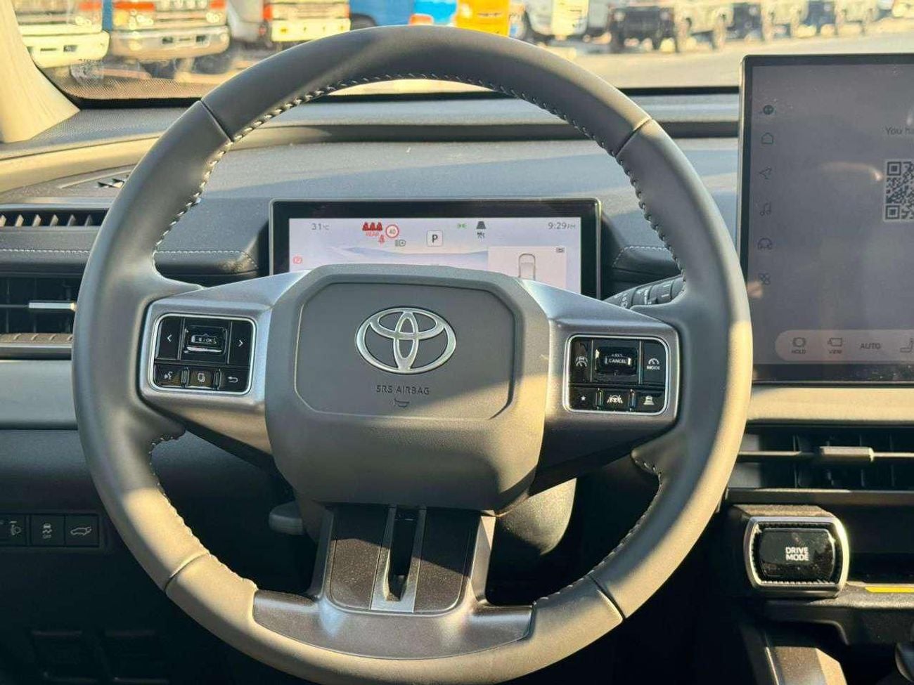 تويوتا راف ٤ XLE