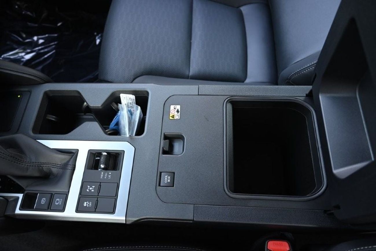 تويوتا برادو VXL 2.4L TURBO PETROL AT