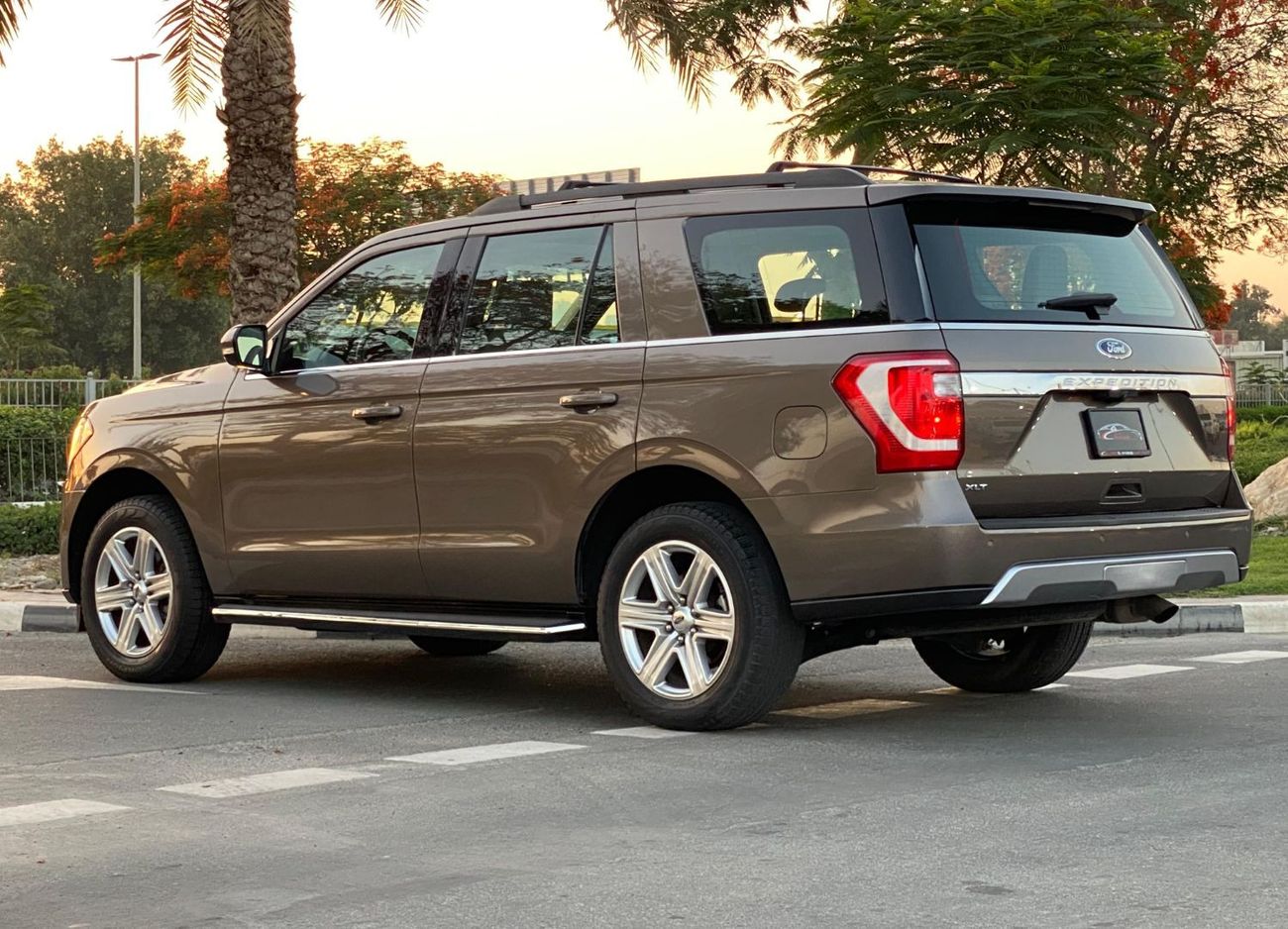 Ford Expedition XLT FULL SERVICE HISTORY - AL TAYER -