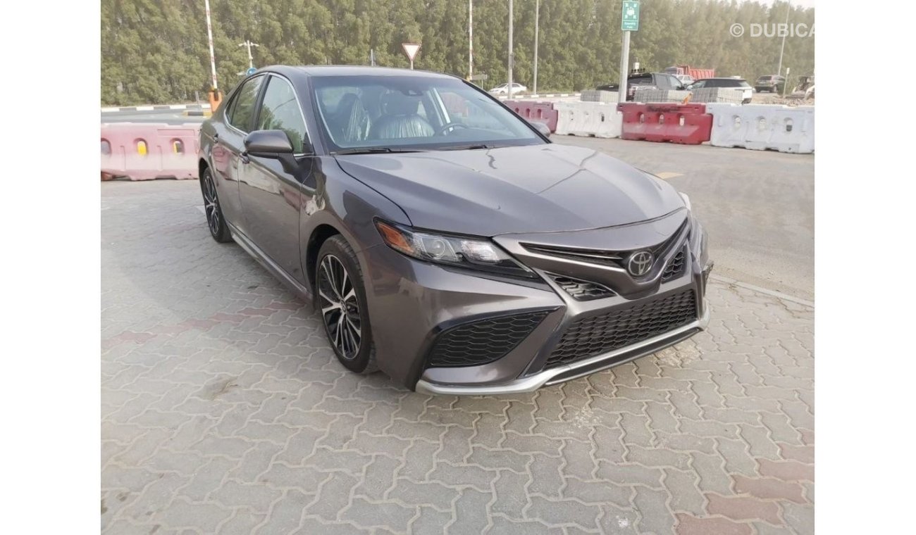 Toyota Camry SE SE SE SE 2020 Toyota Camry, Metallic Grey Color, Clean car