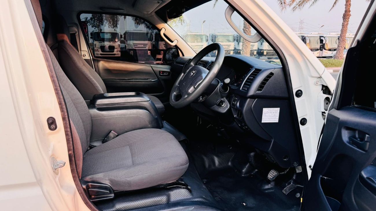 Toyota Hiace PREMIUM CONDITION| 3.0L DIESEL ENGINE | AIR CONDITIONER | RHD | 2014 |