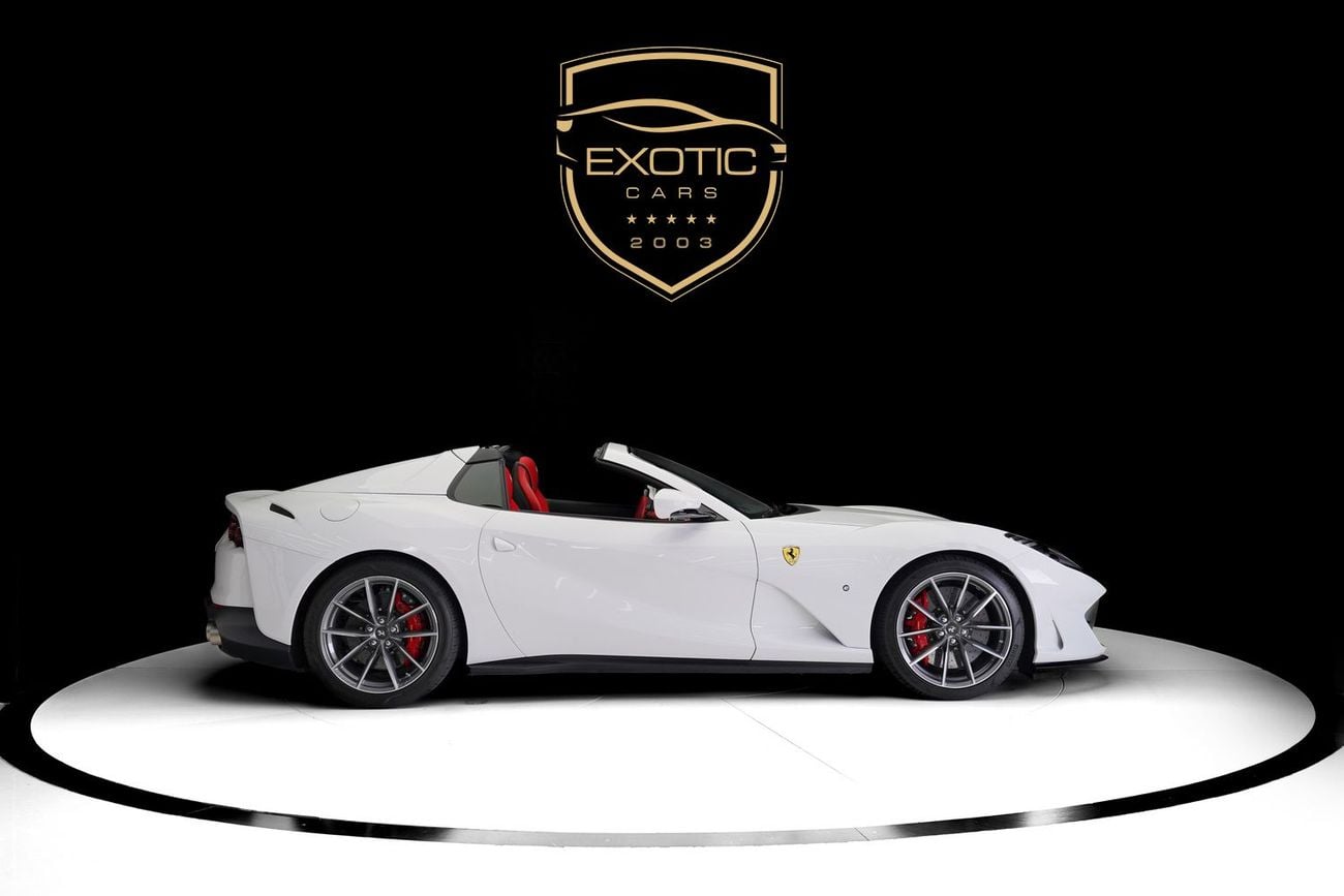 فيراري 812 GTS