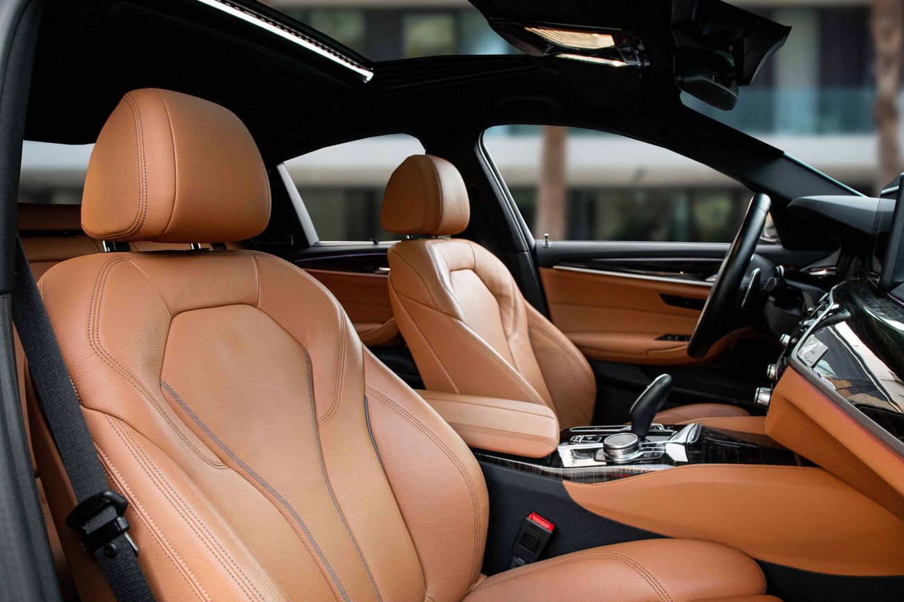 بي أم دبليو 520i 520i M-Kit | 2,997 P.M | 0% Downpayment | BMW Warranty! | Ramadan Offer!