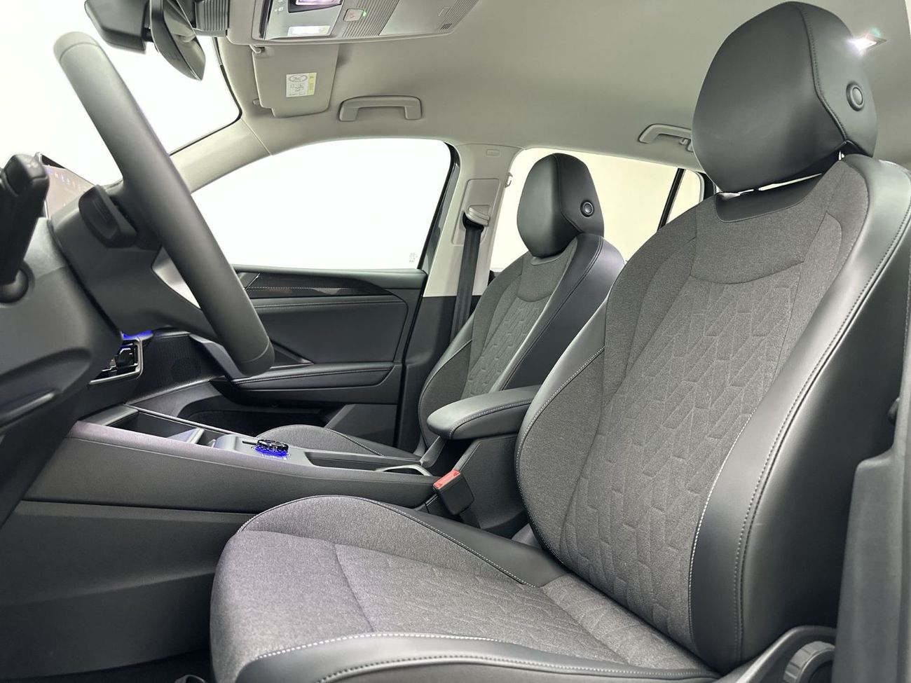 Volkswagen Tiguan LIFE Tiguan Life 1.4L | Touchscreen | Digital Cockpit | CarPlay | Android Auto | Smart Features | VW Cert