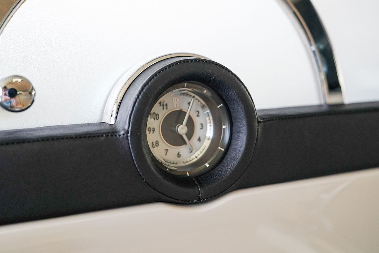 رولز رويس فانتوم EWB 6.8L