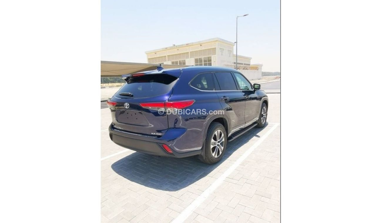 Toyota Highlander Toyota Highlander XLE - 2021- Blue
