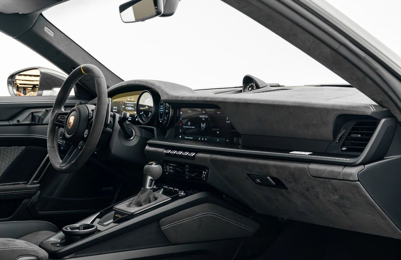 بورش 911 4.0L F-6 Naturally Aspirated Engine