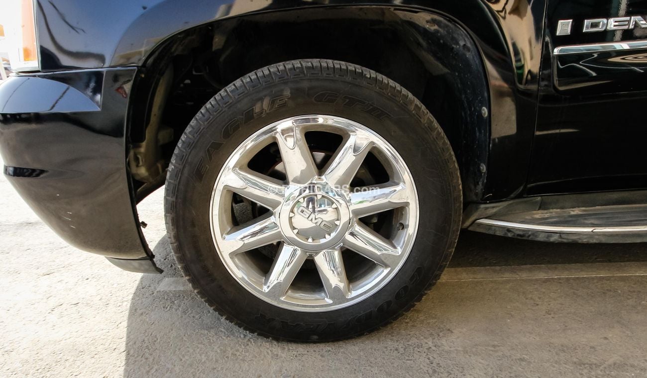 GMC Yukon Denali