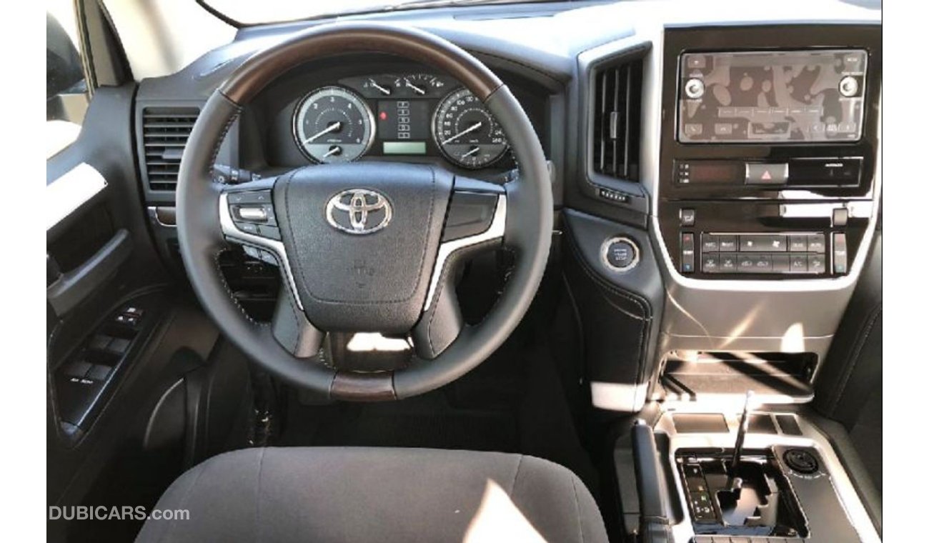 Toyota Land Cruiser Diesel 4.5L AT 2019 Model GXR