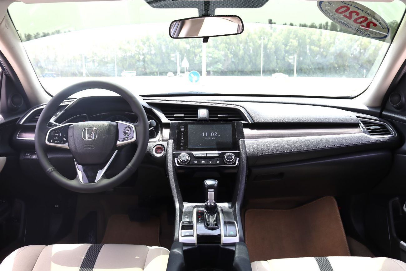 Honda Civic DX 1.6L Honda CIVIC - 2020 - GCC- Full Option, accident-free, with a 1.6L, low mileage, in excellent