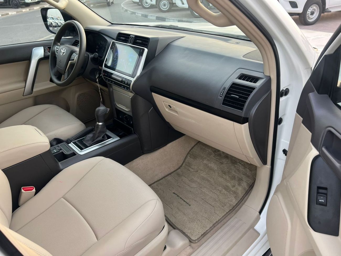 Toyota Prado 2023 Toyota Prado TXL – 2.7L V4 – AWD 4x4 – Leather Seats – Rear Camera & Sensors –electric seats