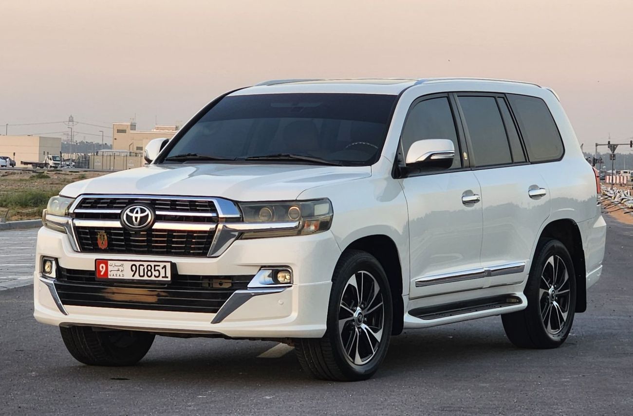 تويوتا لاند كروزر GX.R V8 upgrade 2021