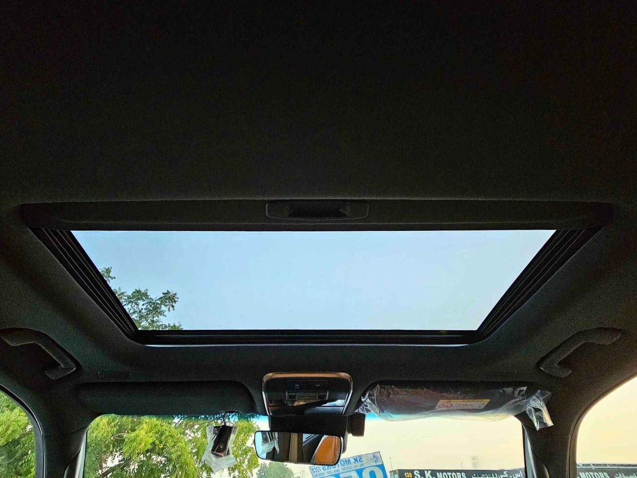 لكزس LX 600 TURBO PLUS / 3.5L V6 / POWER SEATS / 360* CAMERA/ SUNROOF / HIGH OPTION (CODE # LXTSO)